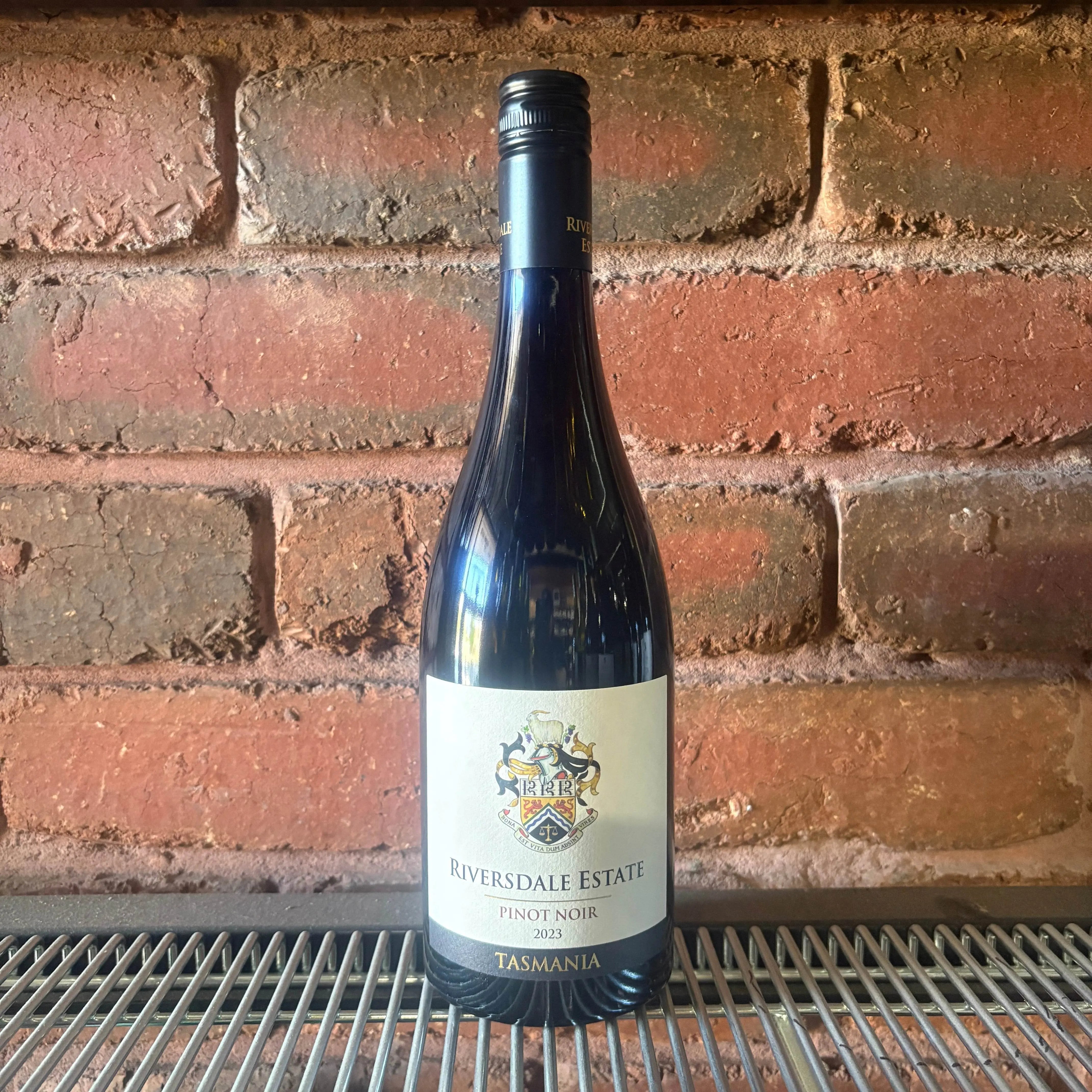 Riversdale Estate Tasmania Pinot Noir - Fine Pinot