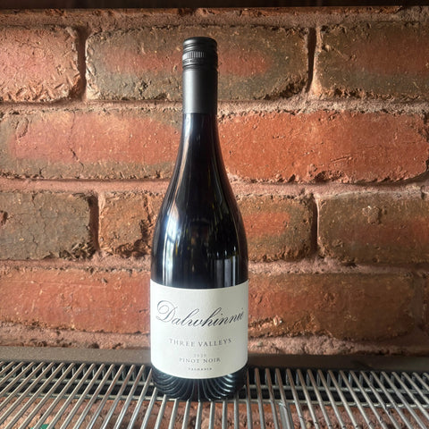 Dalwhinnie Three Valleys Tasmania Pinot Noir - Fine Pinot